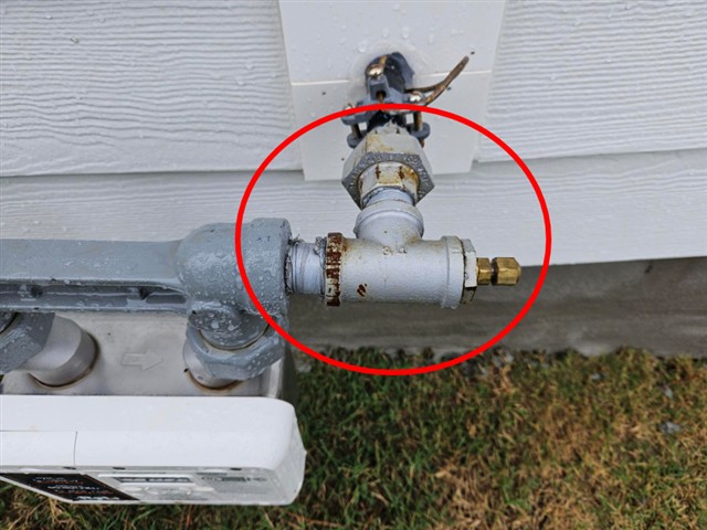 Rusting gas connections at the meter on Home C